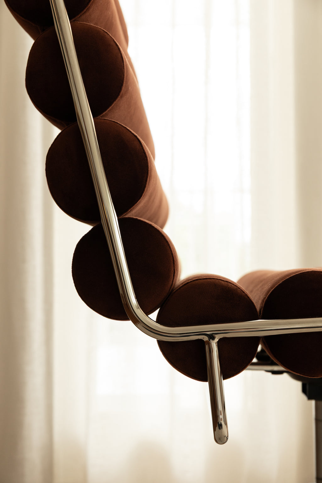 BOLSTER CHAIR
